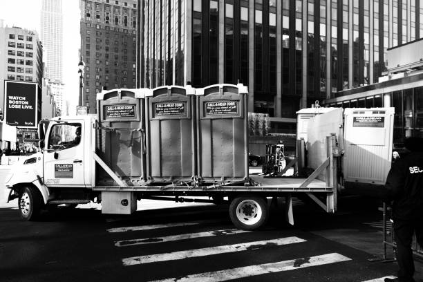 Best Portable restroom trailer rental  in Anderson, IN